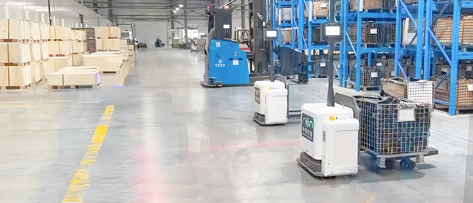 Einem bekannten Automobilzulieferer helfen, seine Intralogistik zu automatisieren.